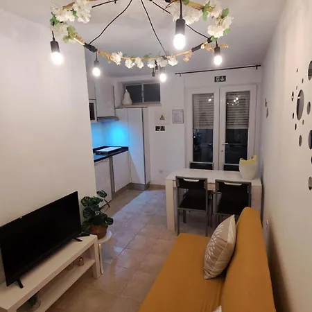 Apartment Casa Pea - T1 Res-do-chao Com Espaco Exterior